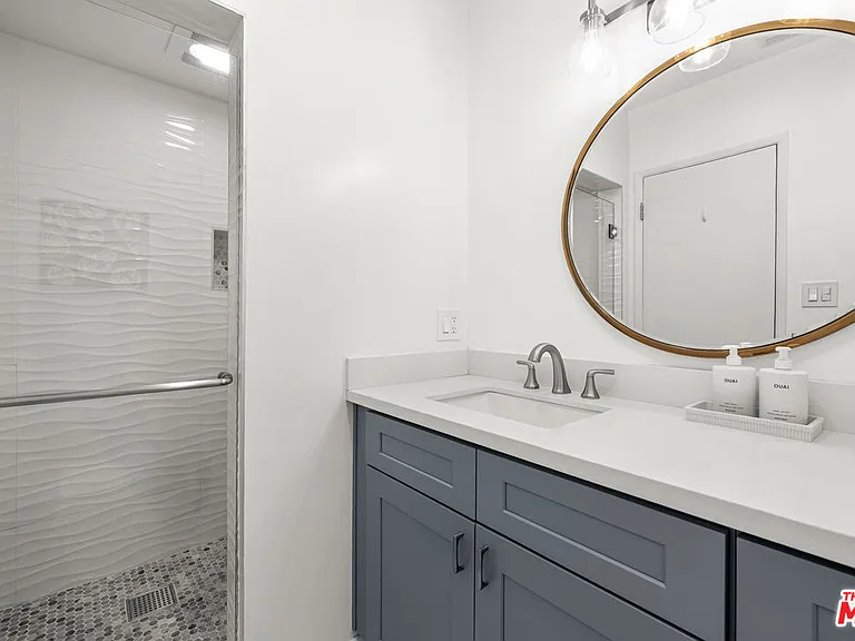 5651 Windsor Way #101 — Photo 9