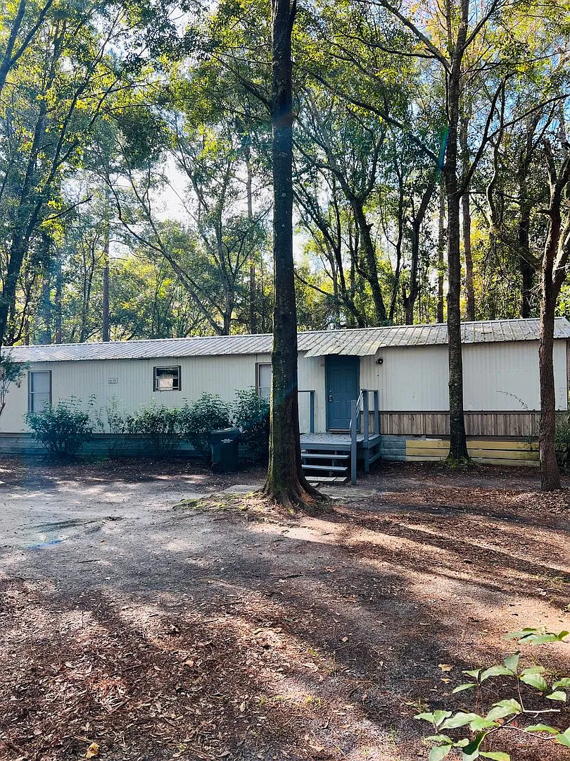 Coming Soon 2 bedroom 2 bathroom single wide mobile home. — Photo 2