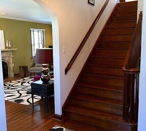 Entry to/from Living Room