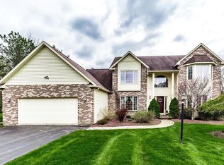 8020 Blarney Stone Way, Manlius, NY 13104