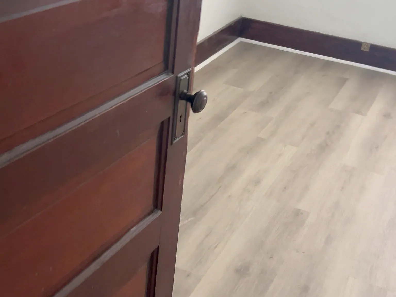 2 bed, 1000 sqft, $1,300 — Photo 1