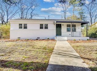 4917 Winchester St, Charlotte, NC 28208