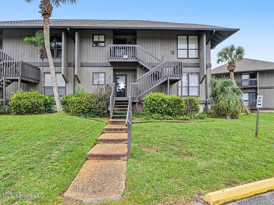 1st image of 175 Lanai Vlg #X