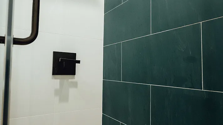 Rented by Nooklyn NYC LLC | media 17