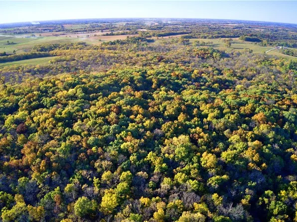 E 192nd St, Richmond, MO 64085