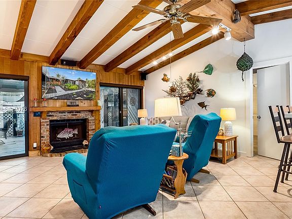 5th image of 2455 Flamingo Ln