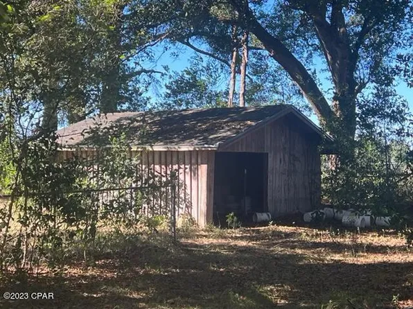 5114 6th Ave, Malone, FL 32445