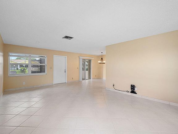 3rd image of 14329 Campanelli Drive