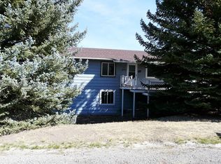 911 S 7th St, Challis, ID 83226