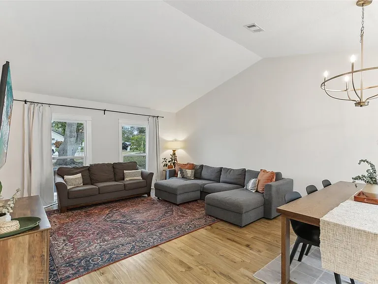 3775 Springhill Cir — Photo 3