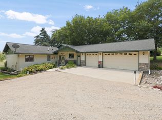 11761 Lake Rd, Bryant Township, SD 56219
