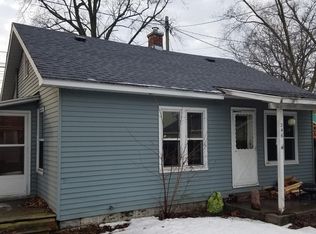 246 W 11th St, Holland, MI 49423