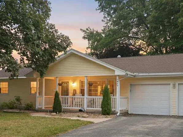 1815 Eastview Dr, Findlay, OH 45840