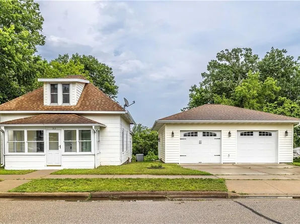 313 Chestnut Street, Black River Falls, WI 54615