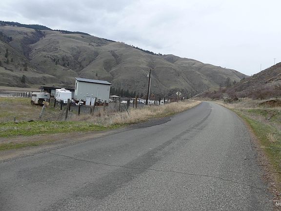 4th image of 260 Slate Creek Rd