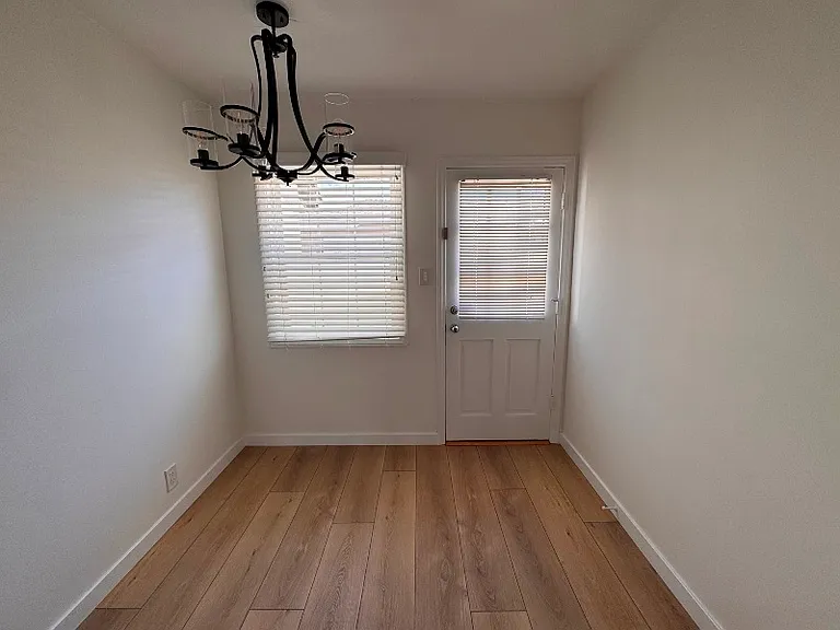 19409 Beckworth Ave — Photo 15
