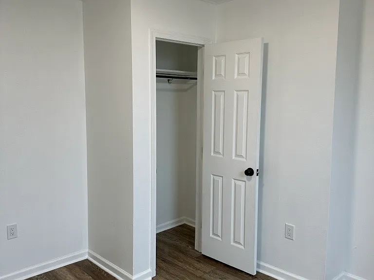 2117 E Cumberland St — Photo 56