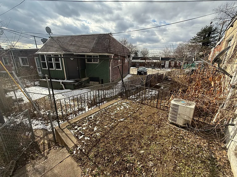 5556 Wheeler St — Photo 9