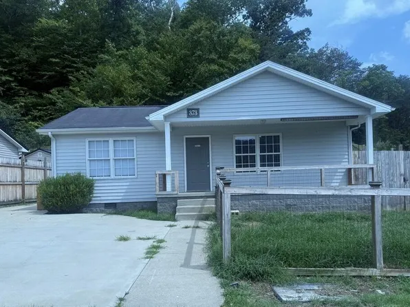 373 Mary Drew Dr, Pikeville, KY 41501