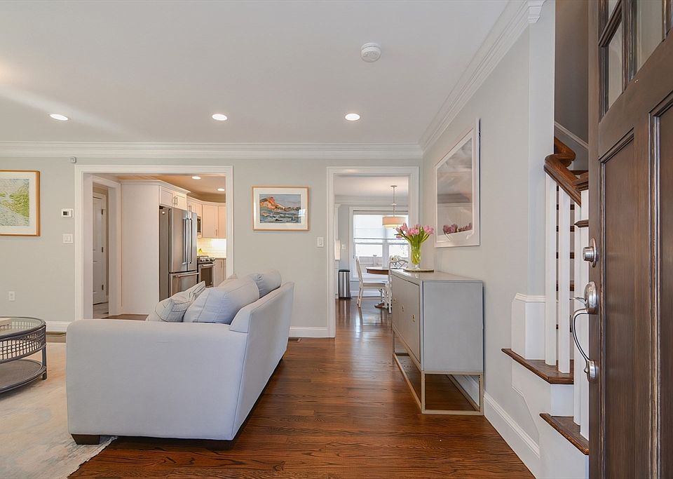 34 Wyvern 34, Roslindale, MA 02131 Zillow