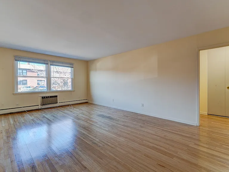 311 Blake St — Photo 2
