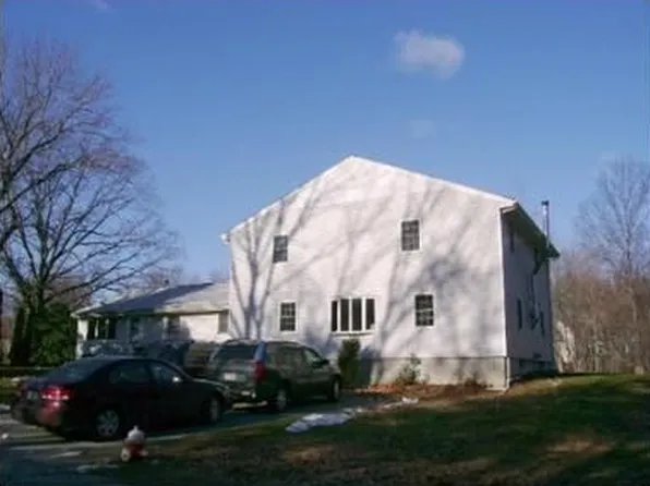 35 Milk St, Blackstone, MA 01504