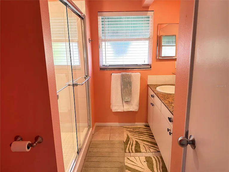 828 Padua Ln — Photo 16