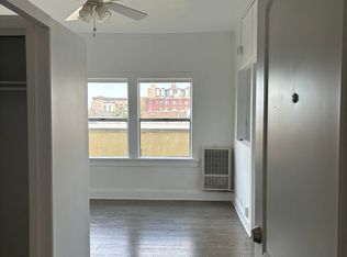 2820 W 8th St APT 33, Los Angeles, CA 90005