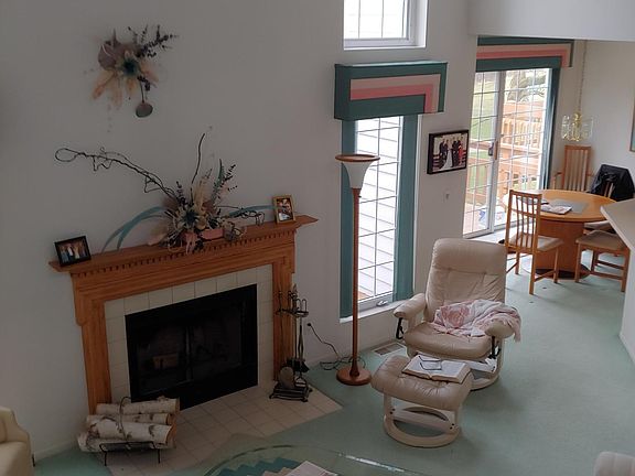 Upper level overlooking 2 story family room