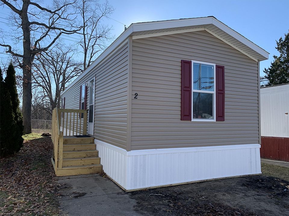 1st image of 2955 Dekalb St #2