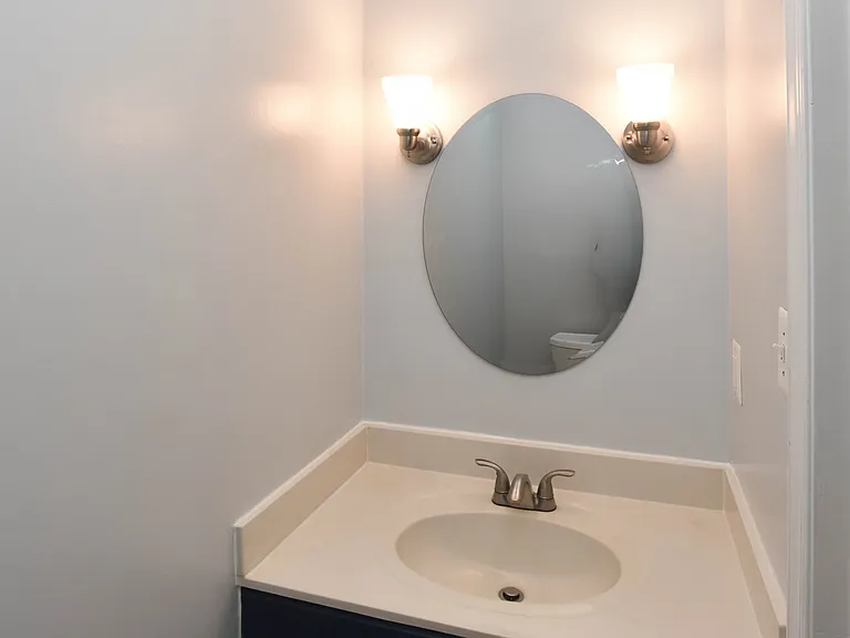 5843 Wye Oak Commons Ct — Photo 26