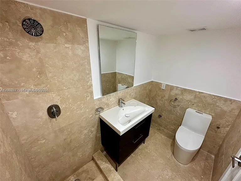 2851 NE 183rd St #109E — Photo 13