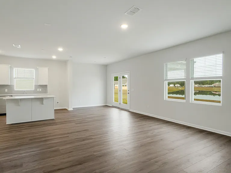 725 Meadowbrook Ln — Photo 36