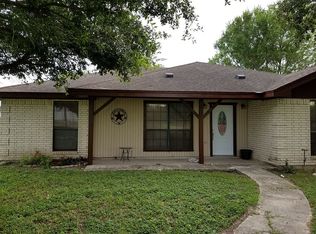 422 Arroyo Ave, Santa Rosa, TX 78593