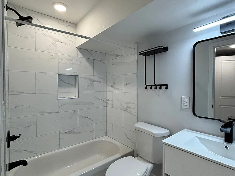 1027 W Dauphin St #3 — Photo 14
