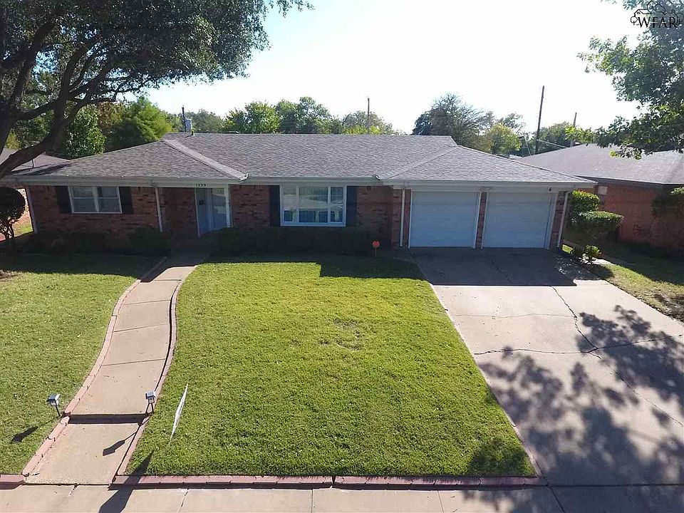 1st image of 1539 Sweetbriar Dr