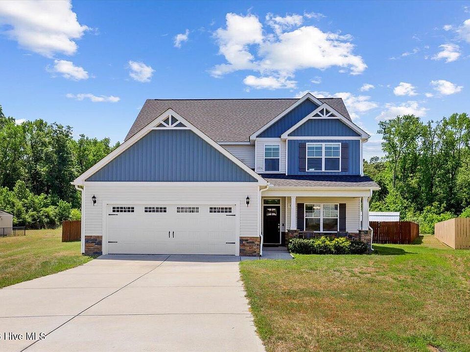 1st image of 119 Auburn Bay Drive