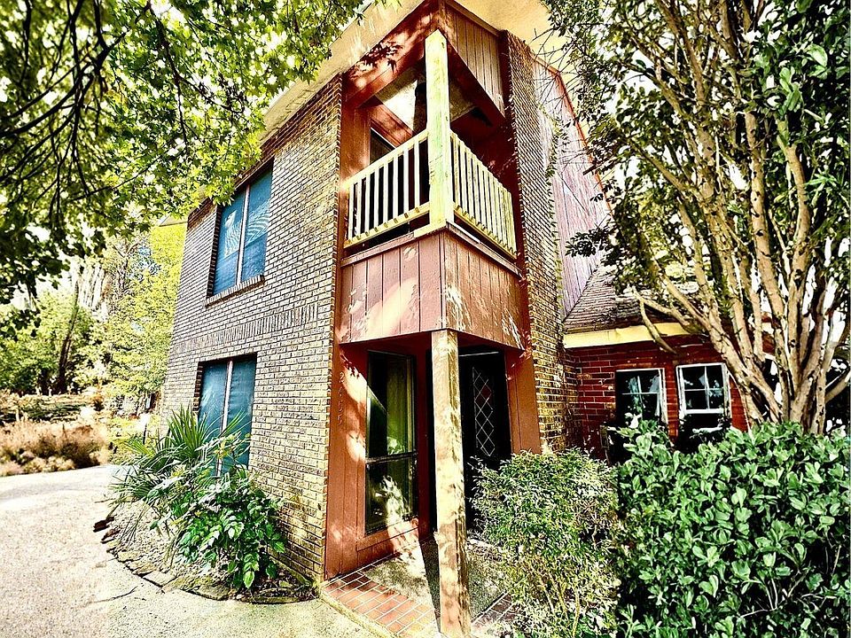 1st image of 2455 Aubin Ln