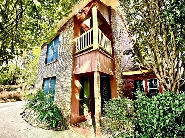 2455 Aubin Ln, Baton Rouge, LA 70816