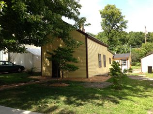 212 4th St E, Carver, MN 55315