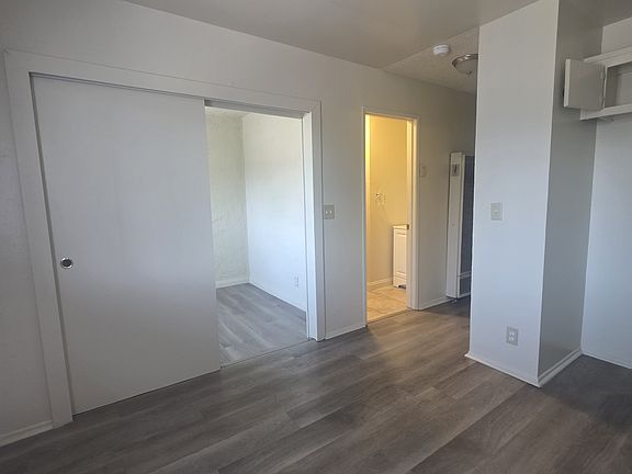 4th image of 395 San Felipe Rd