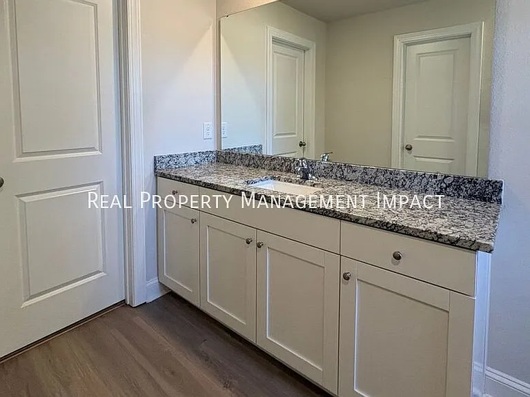 509 Southwick Pl — Photo 39