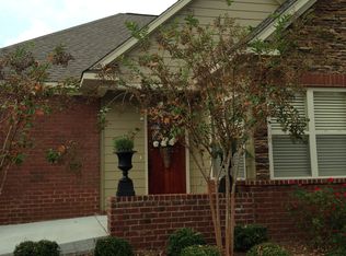 204 Stonebridge Rd, Oxford, MS 38655