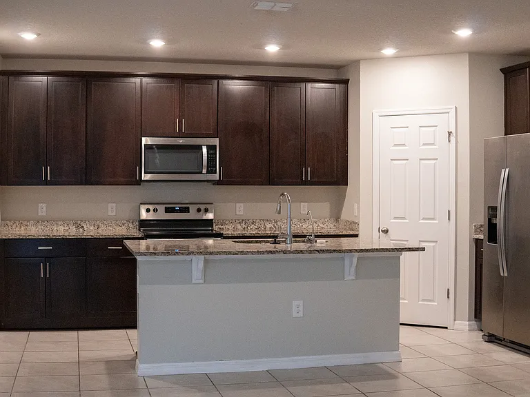 1273 Zambrana Ct — Photo 10