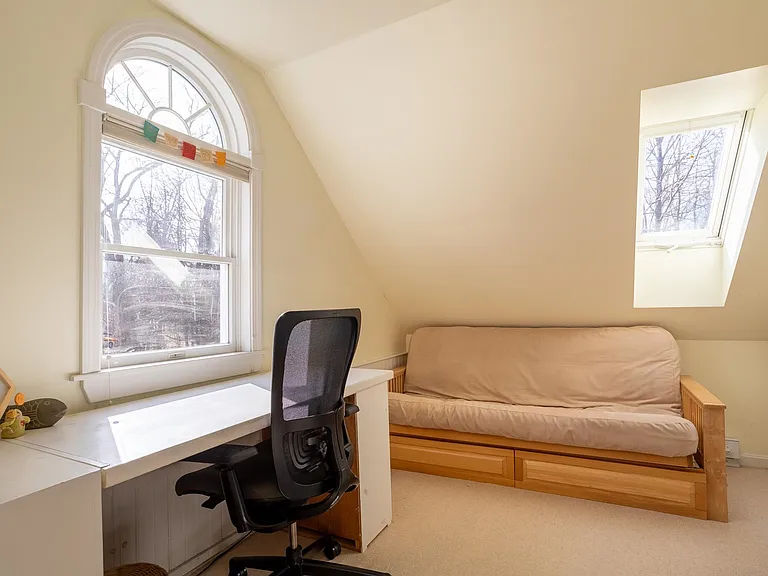 774 Middle St #4 — Photo 8