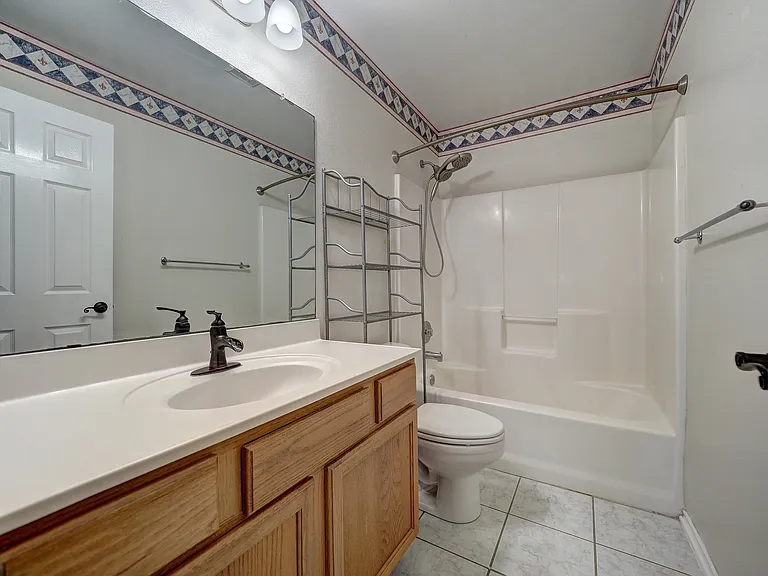 1129 Cupertino St — Photo 9