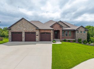 2703 Bristol Lake Dr, Columbia, MO 65201
