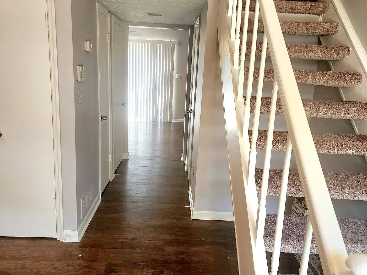 2 bed, 1.5 bath, 1152 sqft, $1,350 — Photo 2