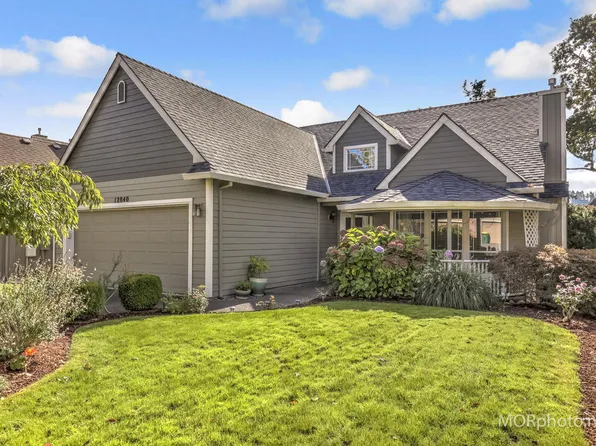 12840 SW Harlequin Dr, Beaverton, OR 97007