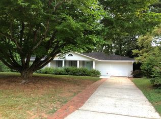 1647 Runnymeade Rd NE, Brookhaven, GA 30319